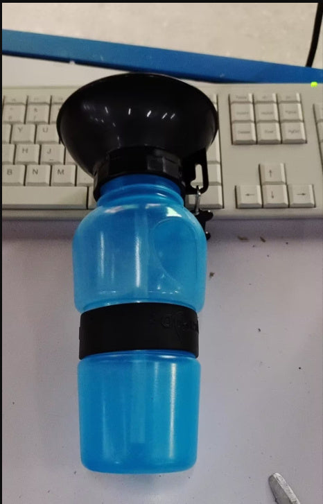 Pet Dog Drinking Water Bottle Sports Squeeze Type Puppy Cat Portable Travel Outdoor Feed Bowl Drinking Water Jug Cup Dispenser
